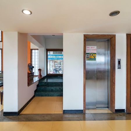 Oyo 44695 Hotel Mango Sawantwadi Luaran gambar